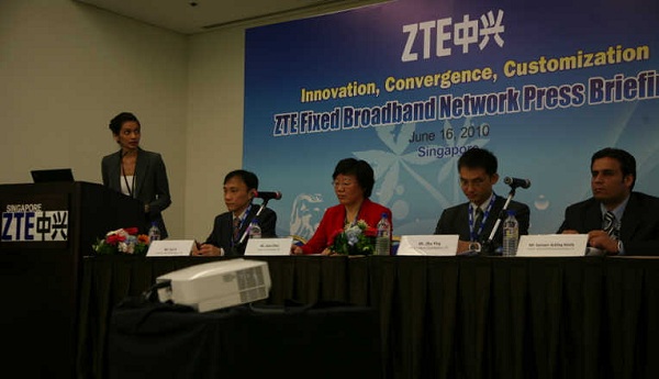 ZTE flaunts achievements at CommunicAsia 1 ZTE